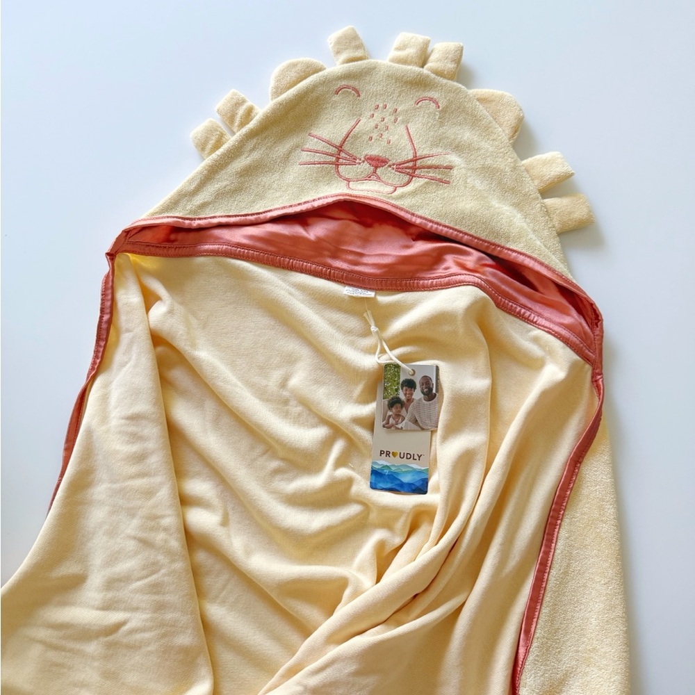 Proudly Hooded Lion Towel (OS)
